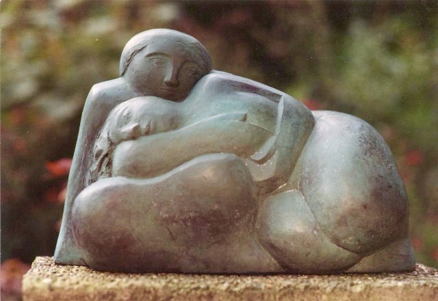 Mother and child — bronze